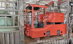 蓄电池矿用电机车充电机不能启动是什么原因？